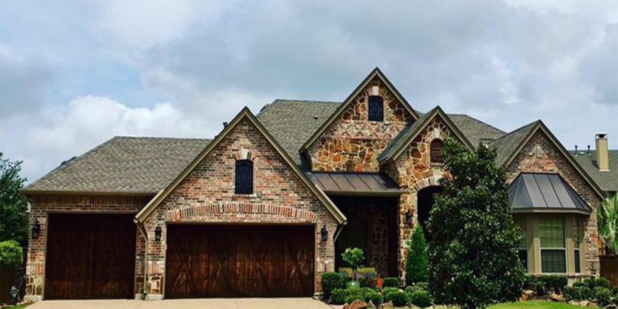Read more about the article Signs You May Need to Call a Roofer in Carrollton for Roof Repair or Replacement
