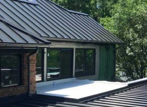 Metal Roof VS Tile Roofing